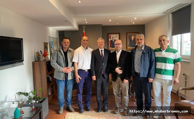 Delmenhorst Mevlana Camii Yönetiminden Hannover Başkonsolosu Yusuf Arıkan’a Ziyaret