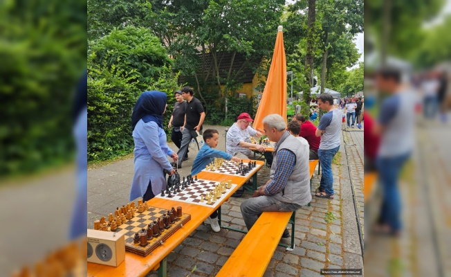 Bremen’de Lindenhof Caddesi Şenliği Coşkuyla Kutlandı