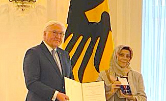 Cumhurbaşkanı Steinmeir’den Coşkuna Liyakat Nişanı