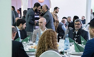  Belit Onay: “Ramazan, Dayanışma ve Hoşgörünün Simgesidir”