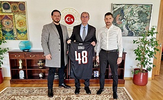 Özer Hurmacı  Almanya 4. Lig Takımı FC Viktoria’nın Teknik Direktörü Oldu
