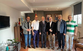 Delmenhorst Mevlana Camii Yönetiminden Hannover Başkonsolosu Yusuf Arıkan’a Ziyaret