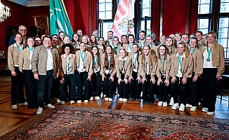 Werder Kadın Futbol Takımı’na Senato’dan Onur Resepsiyonu