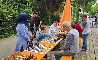 Bremen’de Lindenhof Caddesi Şenliği Coşkuyla Kutlandı