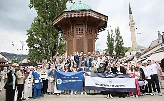 Srebrenitsa Soykırımı’nın 30. yılı kapsamında yürüyüşler düzenledi